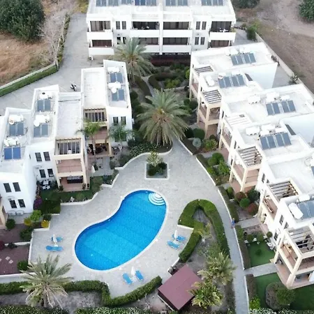 Apartment Hills 3 *